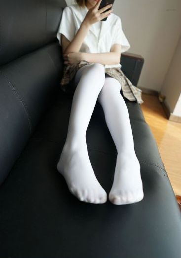 被男人狂揉吃奶胸视频_高清完整版高清视频观看