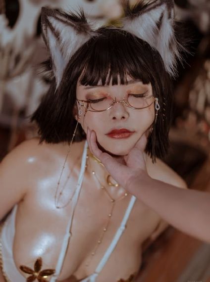 欧美bbbxxx_午夜伦不卡高清在线观看