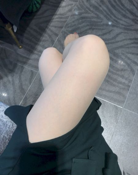 超碰人人爽_超清版蓝光版中文字幕包