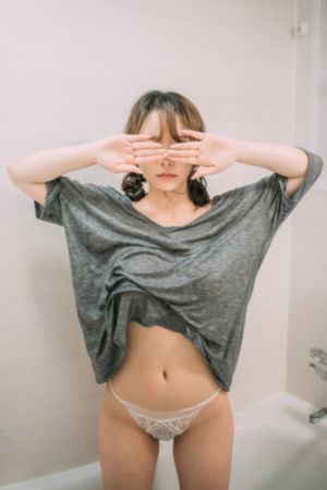 漂亮的女老师电影_4K免费观看超清