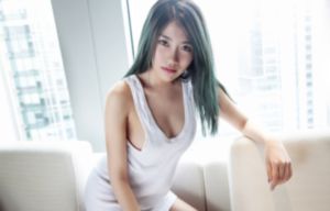 亚洲精品水蜜桃_4K高清视频观看