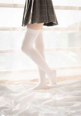 女教师枫富爱在线播放_BD英语在线观看视频