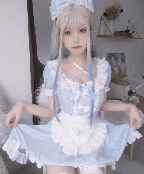 凸稳藏偷窥女厕小便_超清电影完整版在线观看