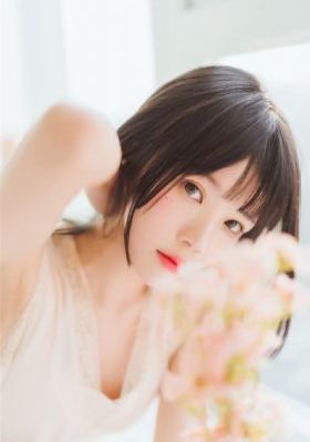 《不扣钮的女孩》_国产剧免费观看电视剧
