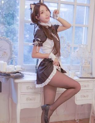 巨乳娘大战僵尸_1080电影在线观看